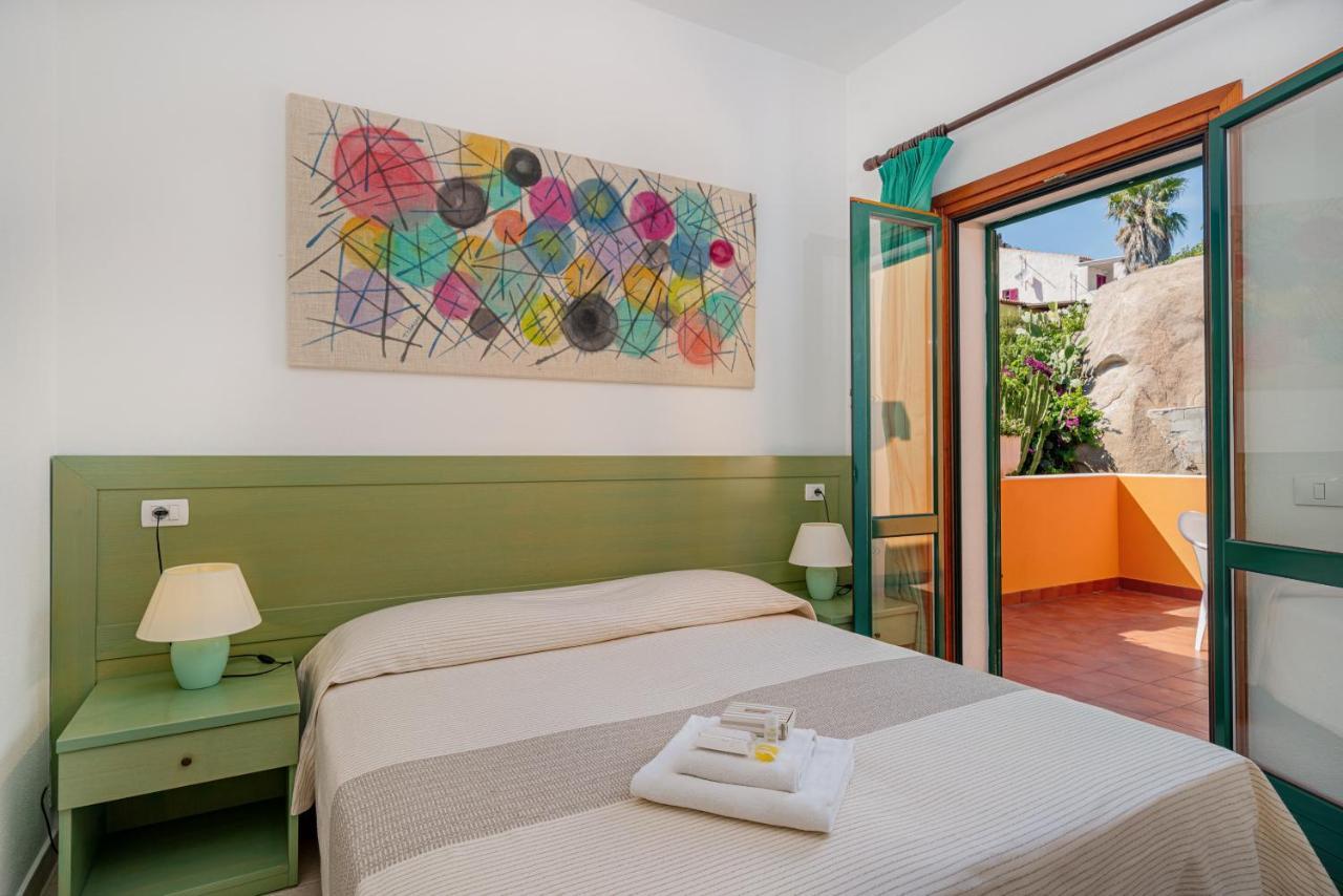 Hotel Marinaro Santa Teresa Gallura Bagian luar foto