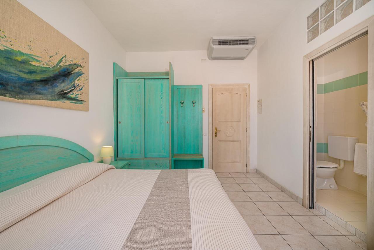 Hotel Marinaro Santa Teresa Gallura Bagian luar foto